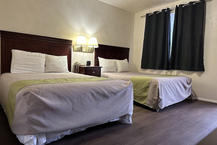 Room 20 of 29