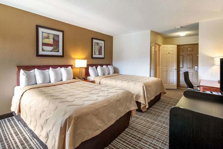 Room 12 of 35