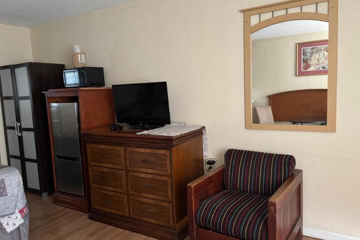 Jasmine Garden Inn - Lake City