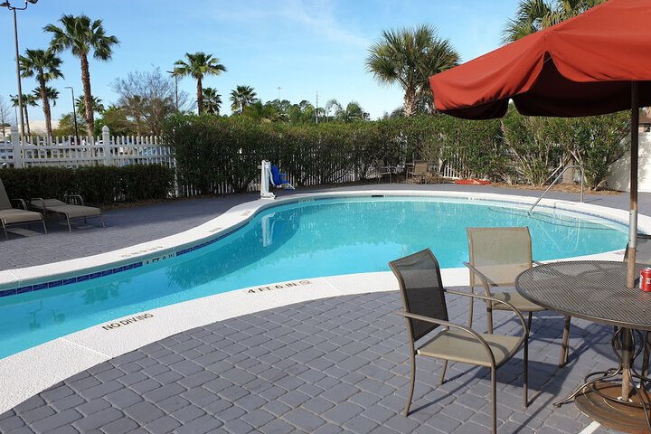 Pool 2 of 37