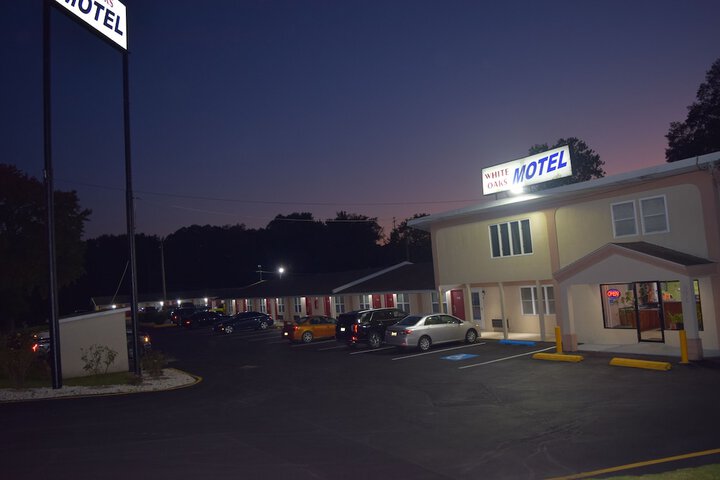 White Oaks Motel Pennsville / Carneys Point