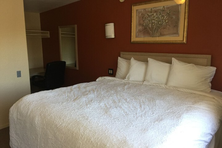 Desert Inn
