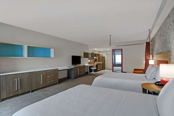Room 34 of 46