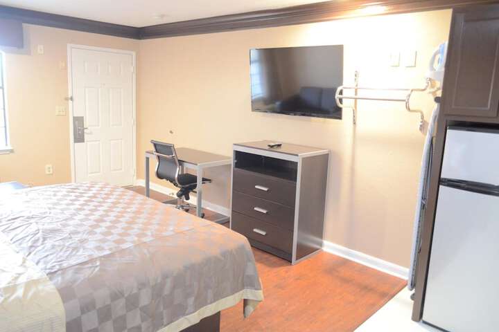 Room 35 of 38