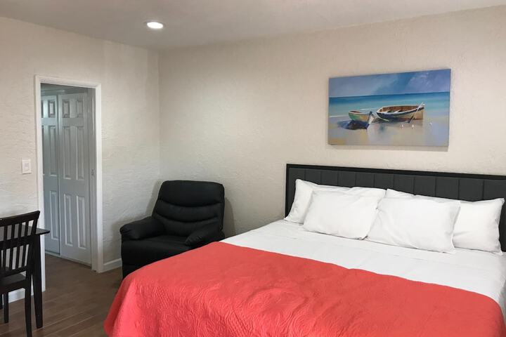 Room 35 of 50