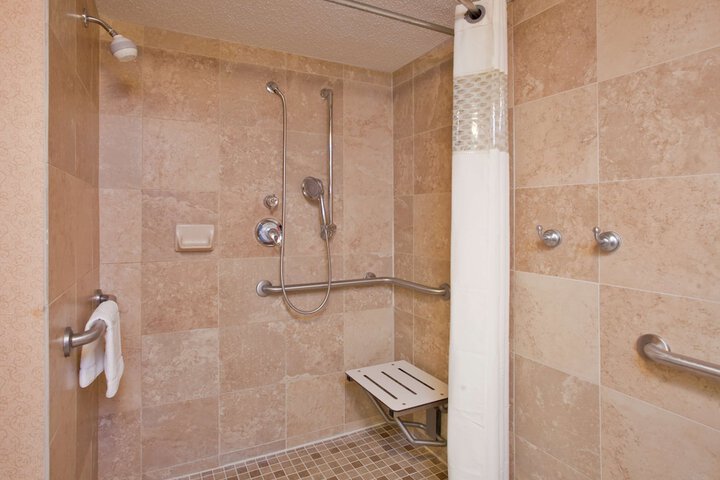 Room 15 of 46
