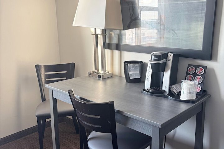 Ramada by Wyndham Sherwood Park