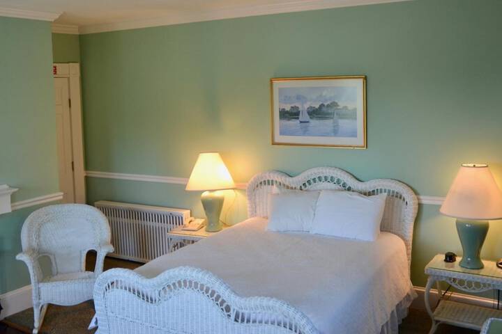 Room 40 of 75