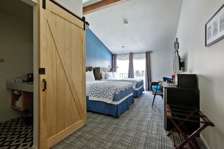 Room 54 of 92