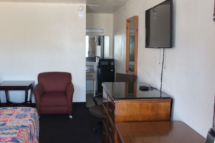 Room 10 of 21