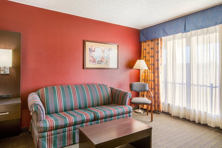 Room 20 of 24