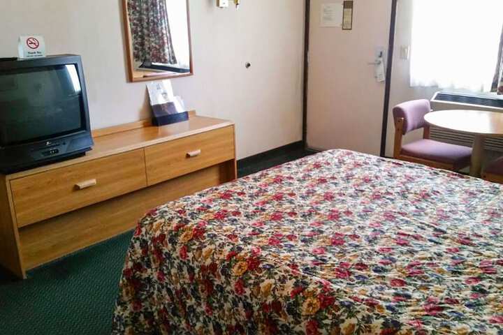 Room 20 of 36