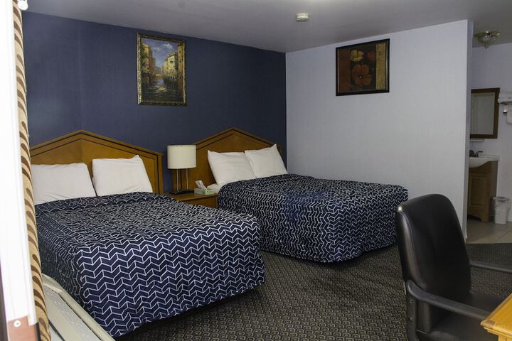 Room 21 of 44