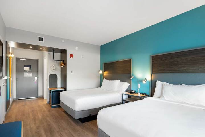 Room 20 of 64