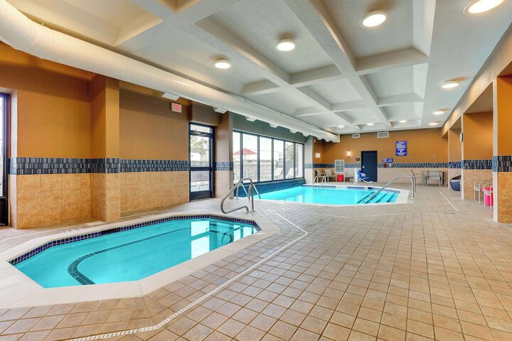 Pool 4 of 66