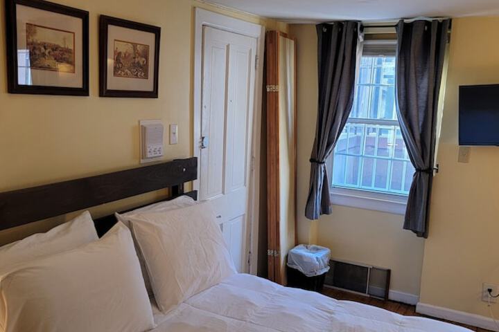 Room 48 of 238