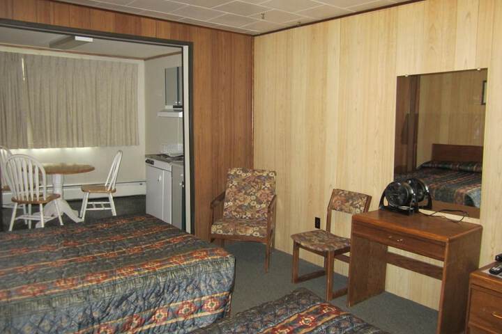 Room 19 of 48