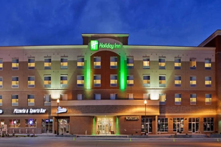 Hotel 3 of 67
