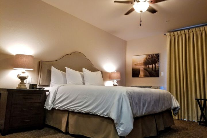 Room 41 of 115