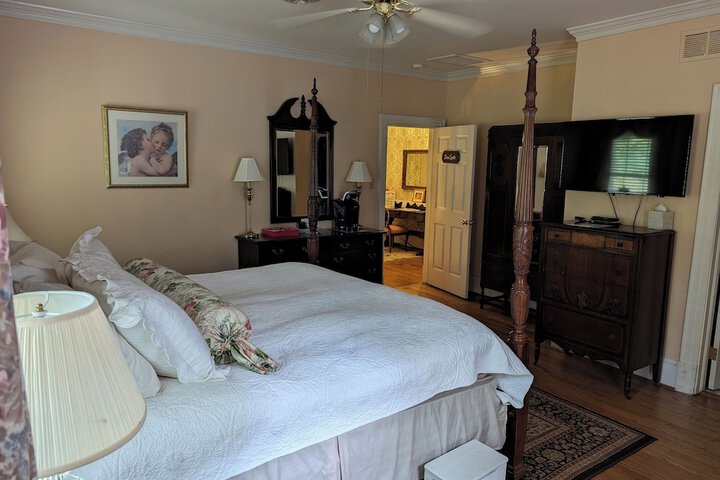 Room 31 of 73