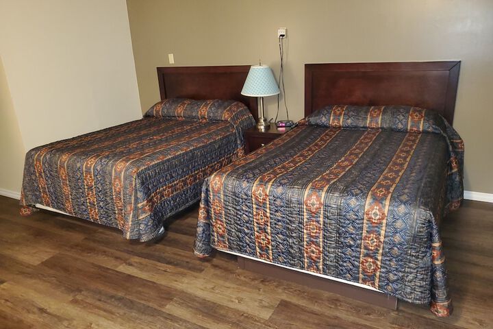 Room 6 of 22