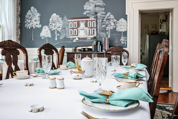 Dining 69 of 80