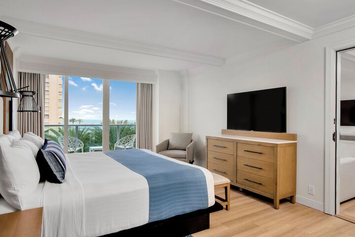 Room 35 of 118