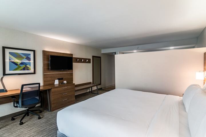 Room 22 of 36