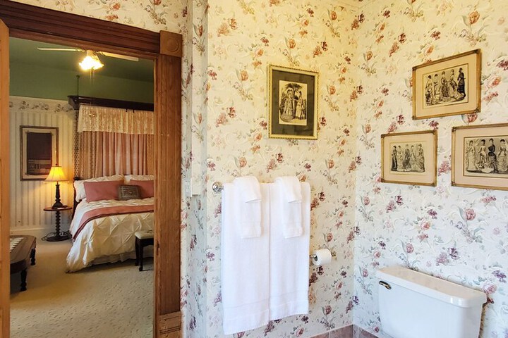 The Adams Pragge House