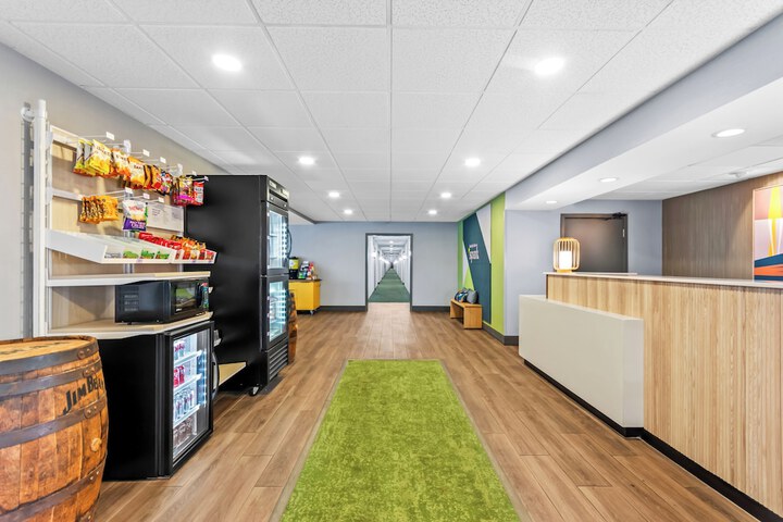 Spark by Hilton Bardstown