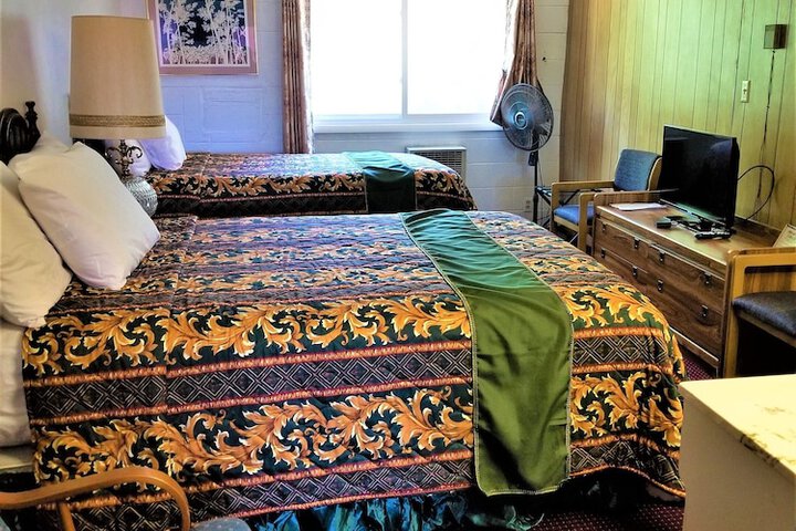 Room 18 of 22