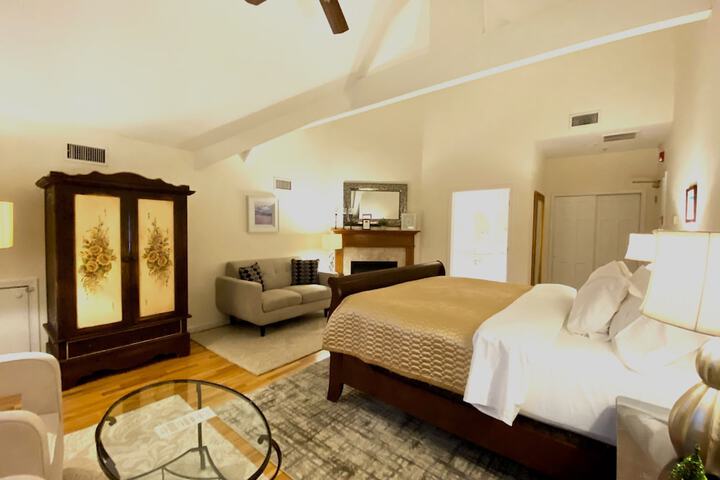 Room 73 of 97