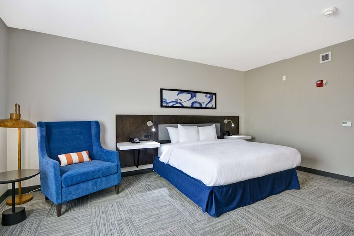 Room 21 of 33