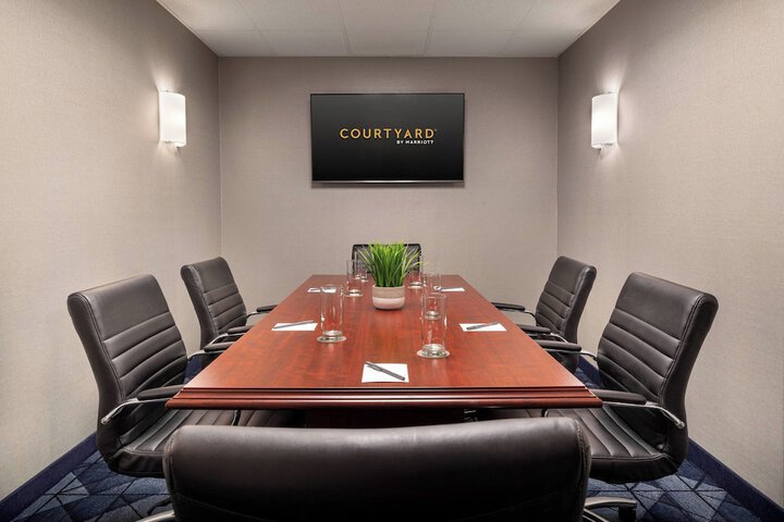 Courtyard by Marriott Seattle Southcenter