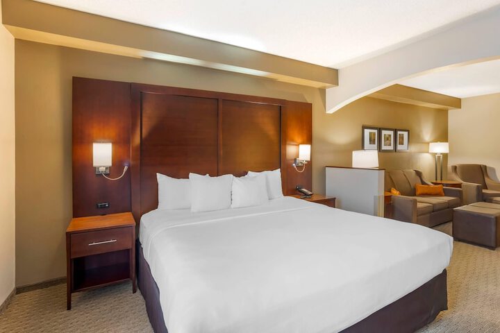 Comfort Suites State College near Penn State