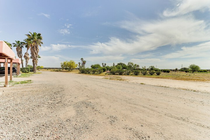 Arizona Desert Vacation Rental w / Pool Access!