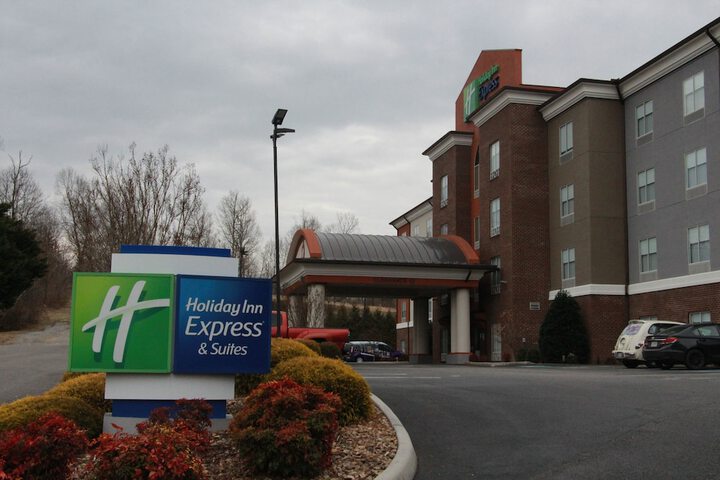 Hotel 8 of 79