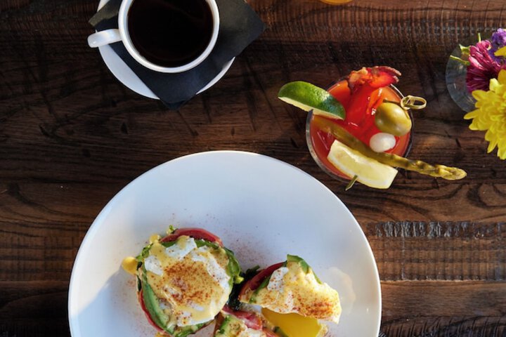 Breakfast/Coffee Service 105 of 142