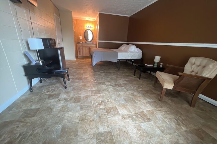 Room 20 of 27