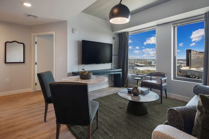 Hyatus Designer Residences Somerville