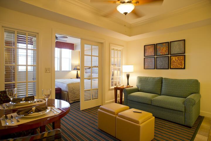 Room 28 of 53
