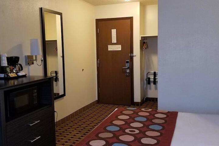 Room 15 of 59