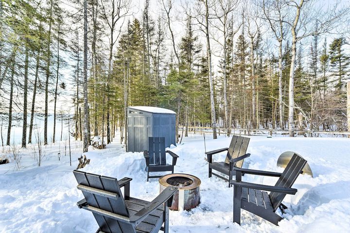 Office & Fire Pit: Waterfront Lake Superior Cabin!