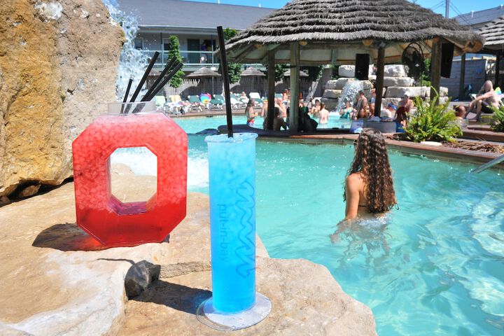 Pool 10 of 59