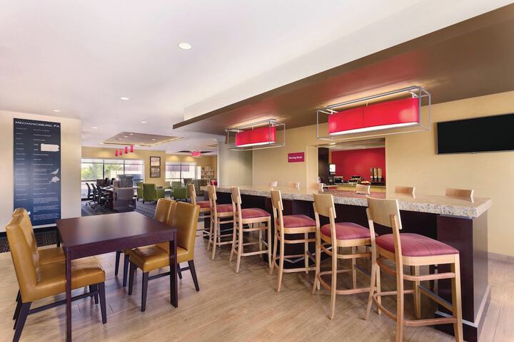Towneplace Suites by Marriott Harrisburg West / Mechanicsburg