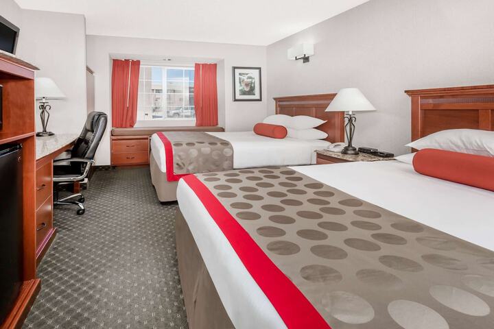 Room 10 of 29