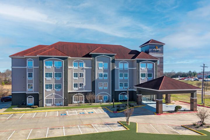 La Quinta Inn & Suites by Wyndham Paris