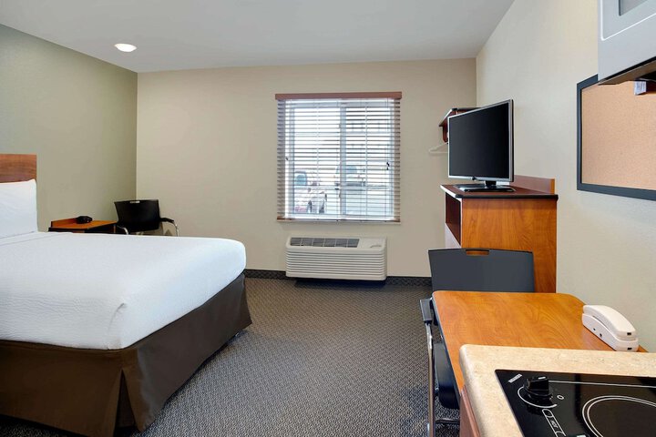 Room 13 of 24