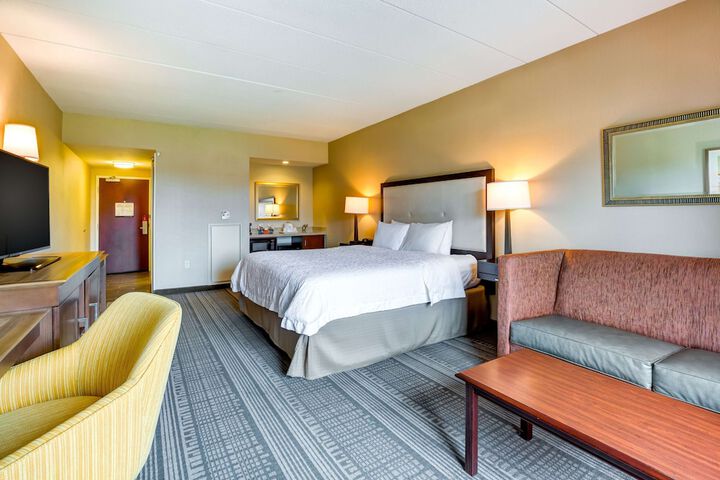 Room 17 of 60