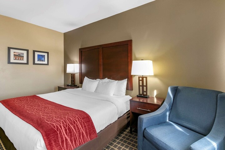 Room 21 of 51